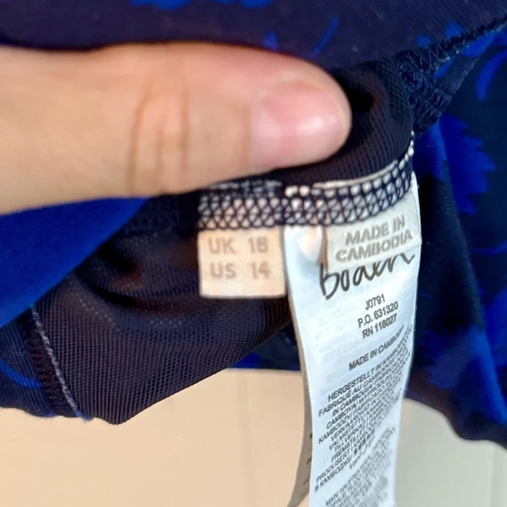 Boden Jessica Active Sports Bra Navy Persian Blue Size 14